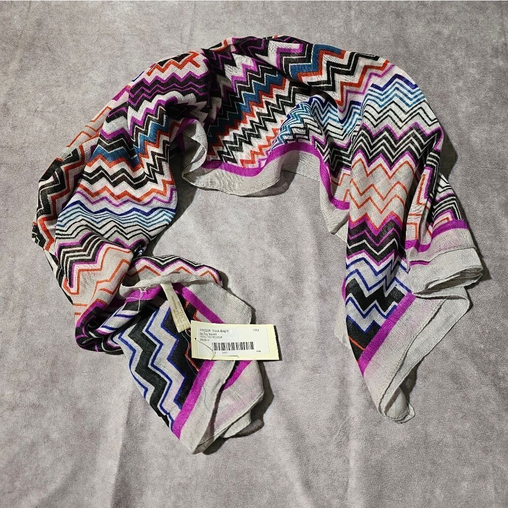 COLLECTION EIGHTEEN Zig Zag Square Polyester Scarf 39" x 39"